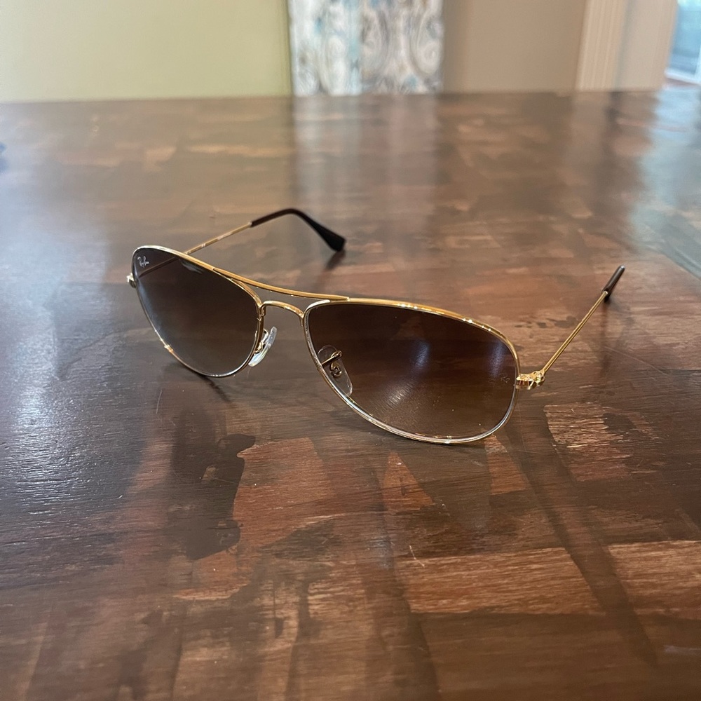 Classic Ray ban aviators